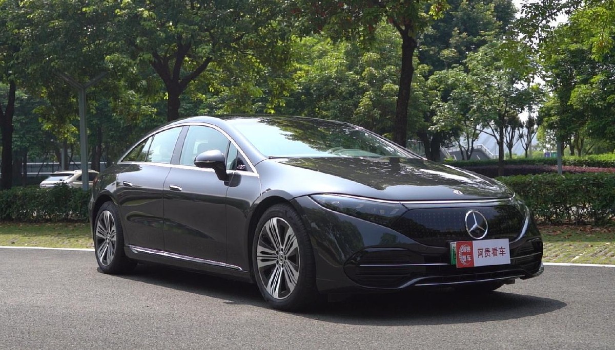 销量不佳！奔驰EQS轿车将被淘汰 计划开发新一代S级纯电轿车